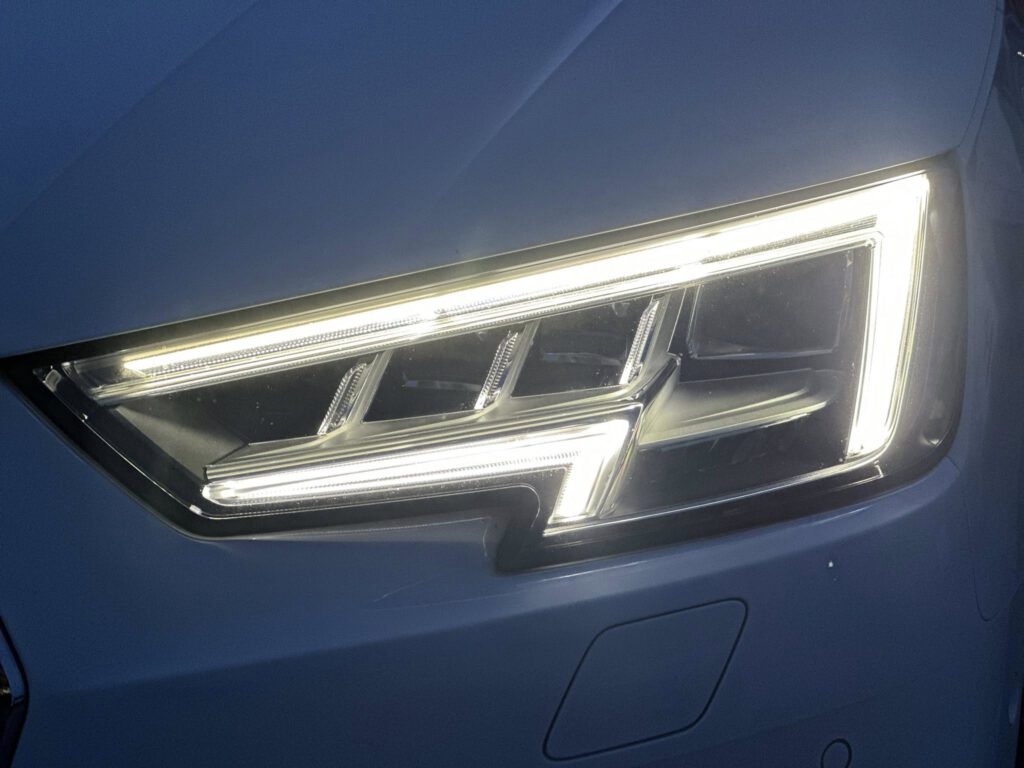 Audi A4 Allroad 3.0 TDI Quattro / PANORÁMA / ÁLLÓFŰTÉS / MATRIX-LED / B&O