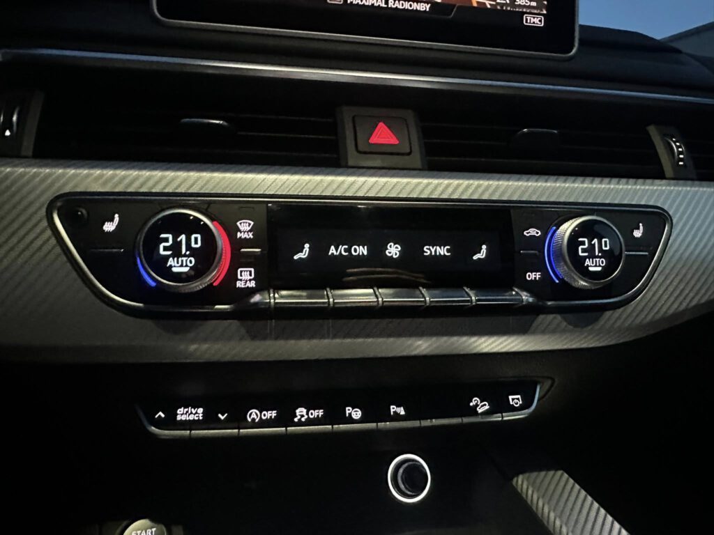 Audi A4 Allroad 3.0 TDI Quattro / PANORÁMA / ÁLLÓFŰTÉS / MATRIX-LED / B&O