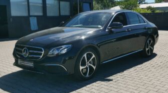 Mercedes-Benz E450 / MultiBeam / 360° / Hűtött-Fűtött ülés / Ambiente
