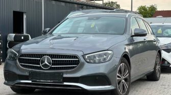 Mercedes-Benz E200D Avantgarde / Kamera / Ambiente / Widescreen / AR